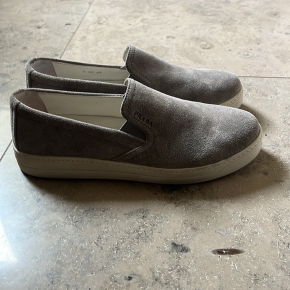 Prada suede sneakers - Picture 2 of 5